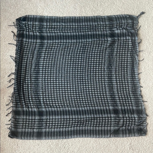Eighty Eight Black and Gray Men's Scarf - Picture 1 of 2